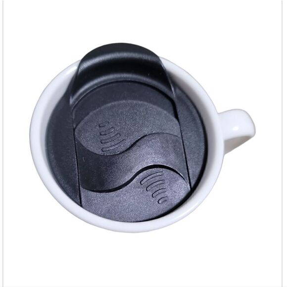 Starbucks Ceramic Travel Mug Handle Lid 14 oz Christmas Trees WINTER - Picture 2 of 4